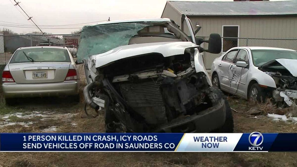 One person killed in crash, icy roads send vehicles off road in Saunders County