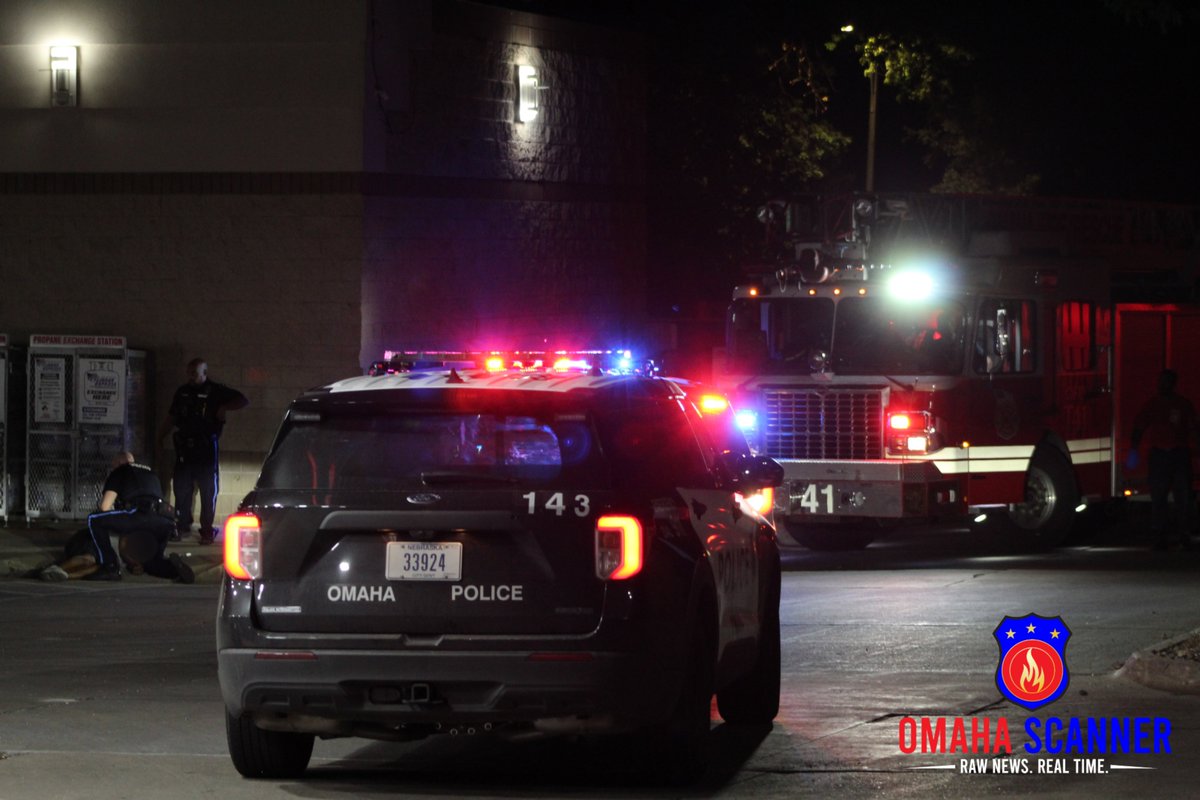 Around 12:50 a.m. @OmahaFireDept medics were called to the Speedee Mart at 72nd and Maple Streets for a multiple patient suspected heroin overdose.  @OmahaPolice officers arrived an administered Narcan to at least two victims