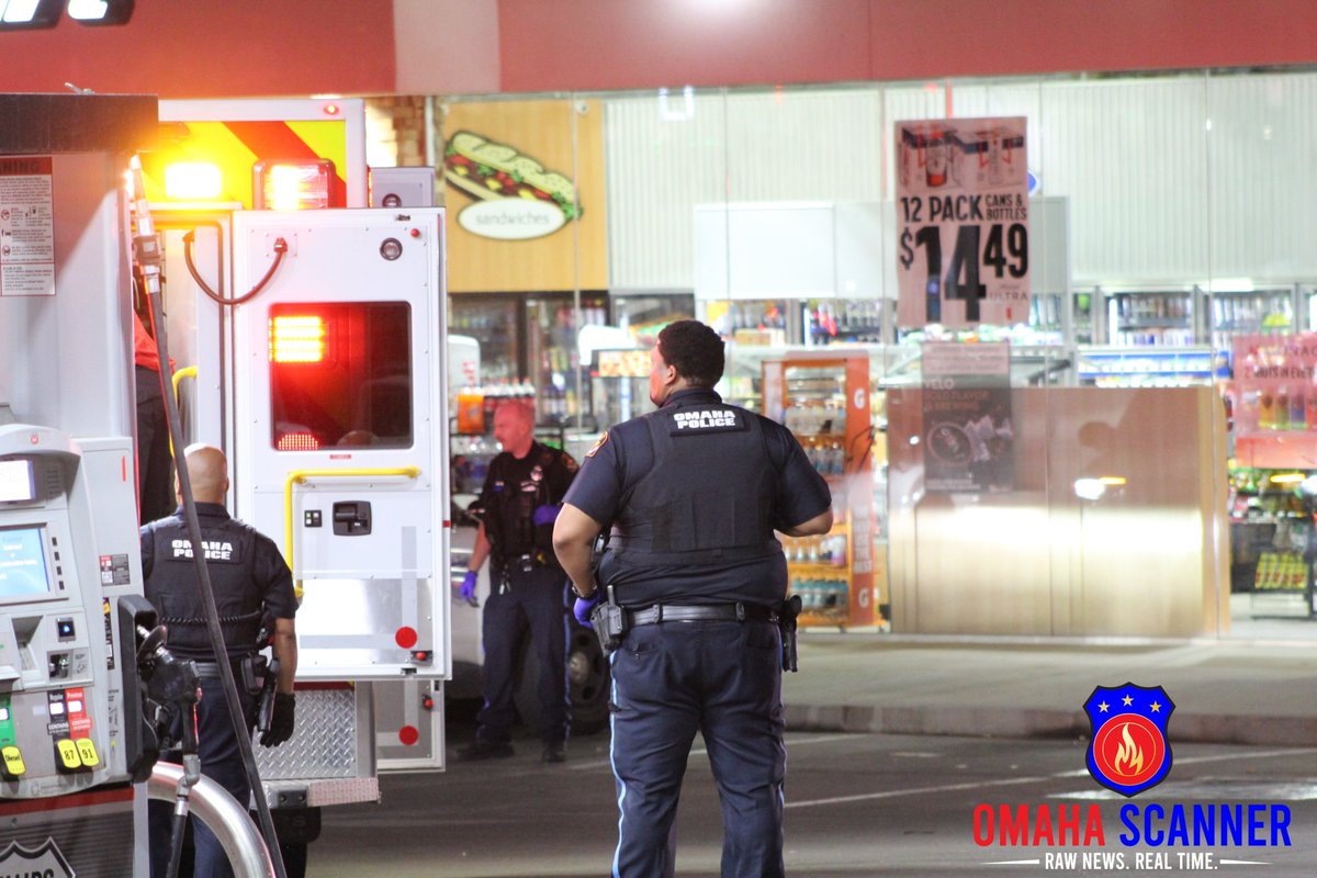 Around 12:50 a.m. @OmahaFireDept medics were called to the Speedee Mart at 72nd and Maple Streets for a multiple patient suspected heroin overdose.  @OmahaPolice officers arrived an administered Narcan to at least two victims