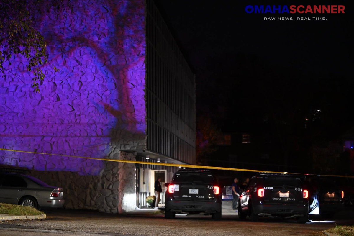 Omaha Police are investigating an officer involved incident at 4315 Francis Street that occurred before 6 p.m. this evening. One female was shot in the leg and a male had a gunshot wound to the head. The investigating is currently ongoing