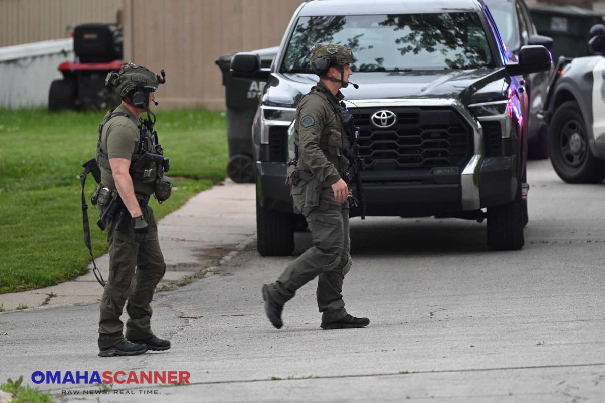 DCSO was called to 112th and Vane Street for a male who threatened an elderly female with a gun. The suspect then barricaded himself at a neighboring residence and refused to come out for law enforcement. 