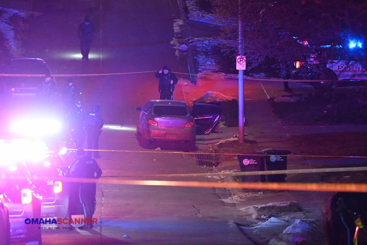OmahaPolice are investigating after three people were shot near 61st and Bedford Ave. One person was transported with extremely critical injuries (CPR in Progress) while two others were transported with critical injuries